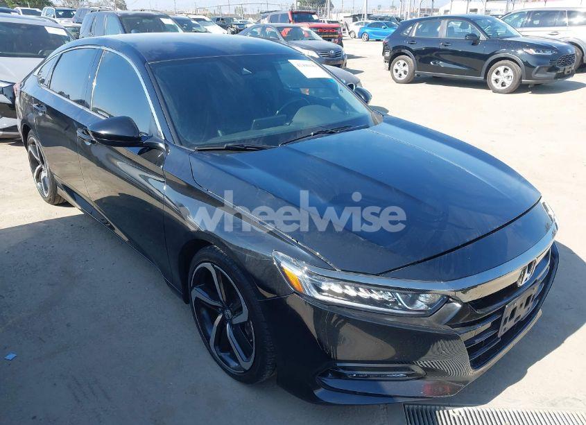 2018 Honda Accord SPORT (VIN 1HGCV1F33JA119972) main photo