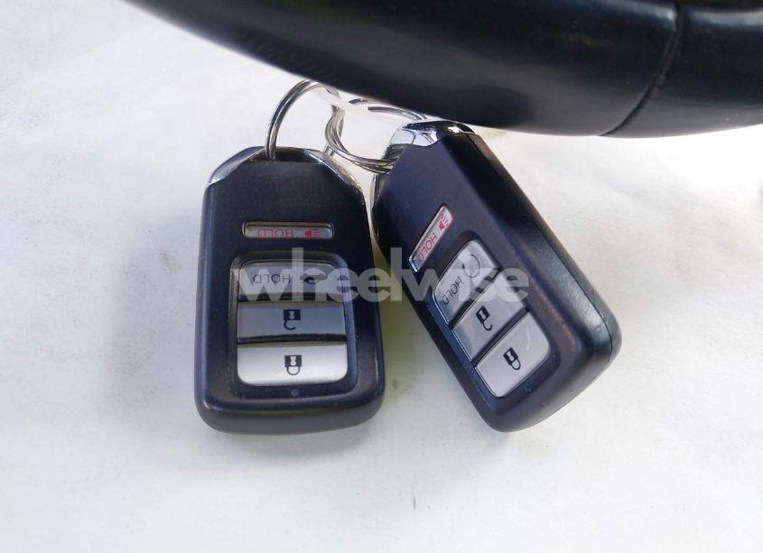 Photo 11 of 2018 Honda Accord SPORT (VIN 1HGCV1F33JA119972)