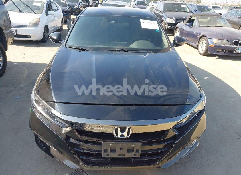 Photo 12 of 2018 Honda Accord SPORT (VIN 1HGCV1F33JA119972)