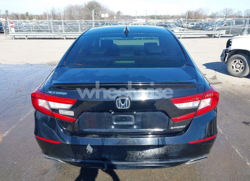 Photo 16 of 2018 Honda Accord SPORT (VIN 1HGCV1F33JA133273)