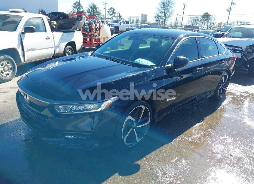 Photo 2 of 2018 Honda Accord SPORT (VIN 1HGCV1F33JA133273)