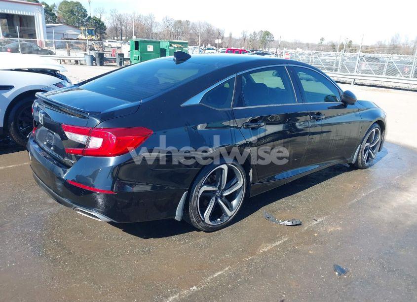Photo 4 of 2018 Honda Accord SPORT (VIN 1HGCV1F33JA133273)