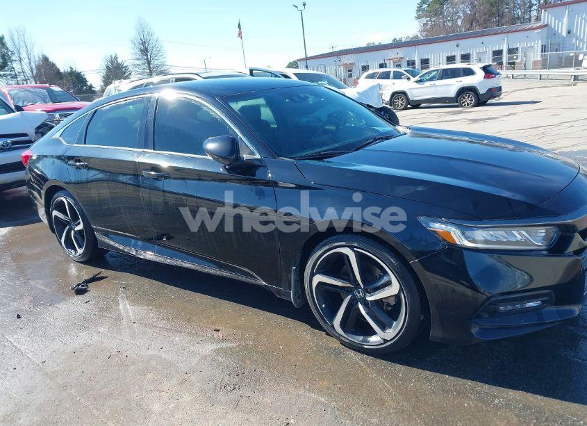 Photo 6 of 2018 Honda Accord SPORT (VIN 1HGCV1F33JA133273)