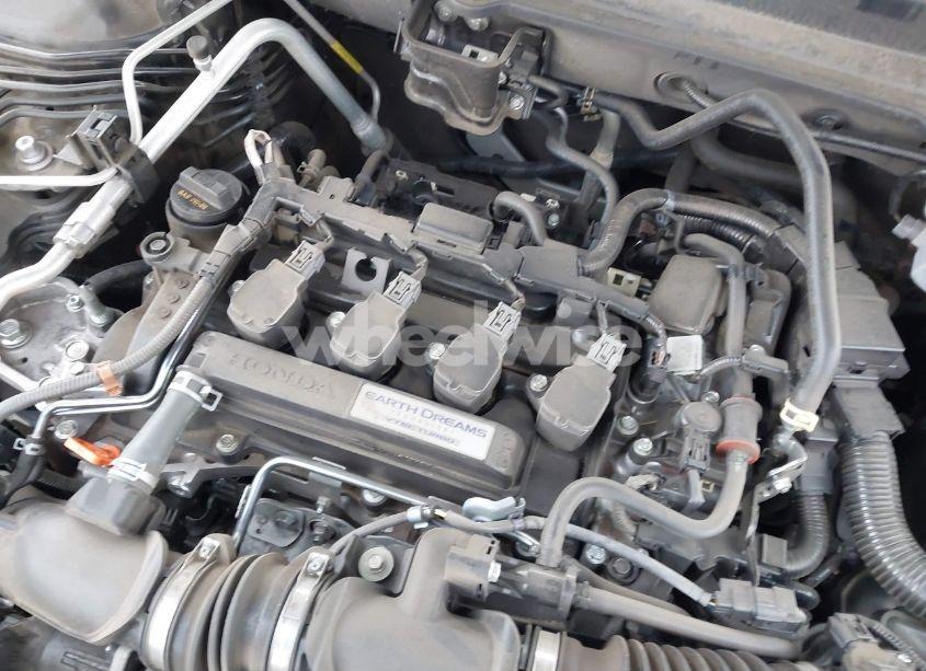 Photo 10 of 2018 Honda Accord SPORT (VIN 1HGCV1F33JA148758)