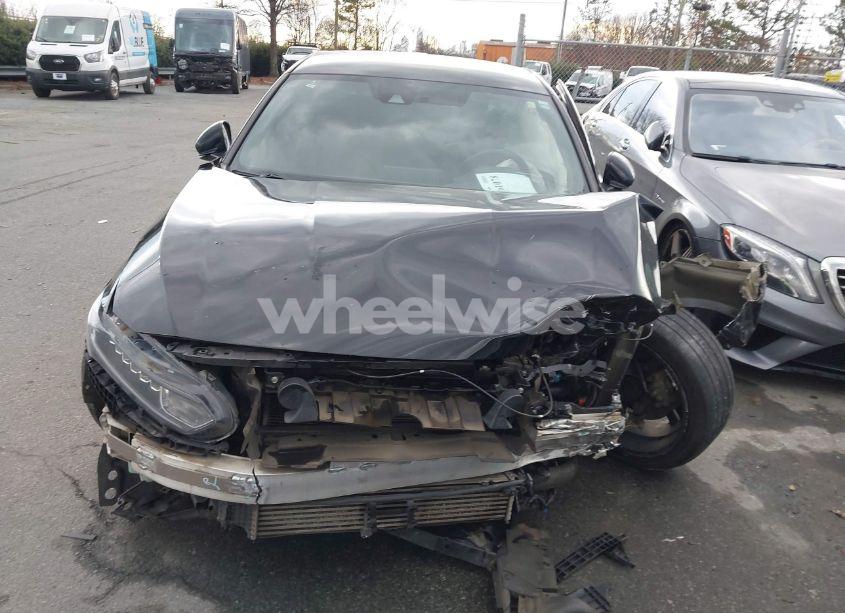 Photo 12 of 2018 Honda Accord SPORT (VIN 1HGCV1F33JA148758)