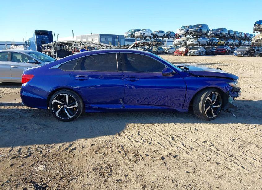 Photo 14 of 2018 Honda Accord SPORT (VIN 1HGCV1F33JA151708)