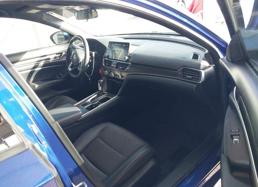 Photo 5 of 2018 Honda Accord SPORT (VIN 1HGCV1F33JA180206)