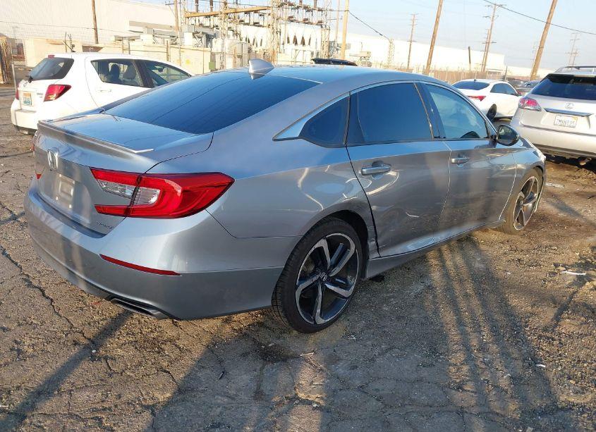 Photo 4 of 2018 Honda Accord SPORT (VIN 1HGCV1F33JA181100)