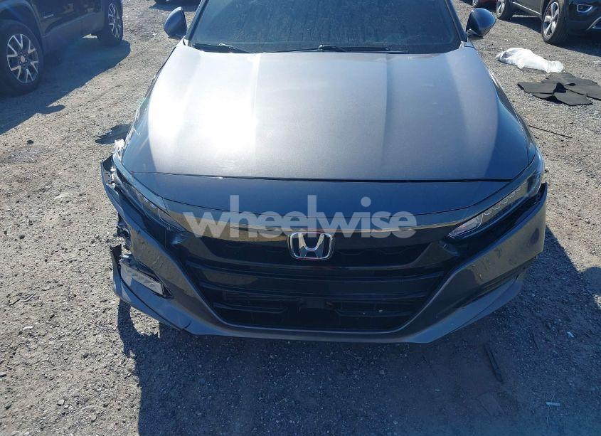 Photo 12 of 2018 Honda Accord SPORT (VIN 1HGCV1F33JA200387)