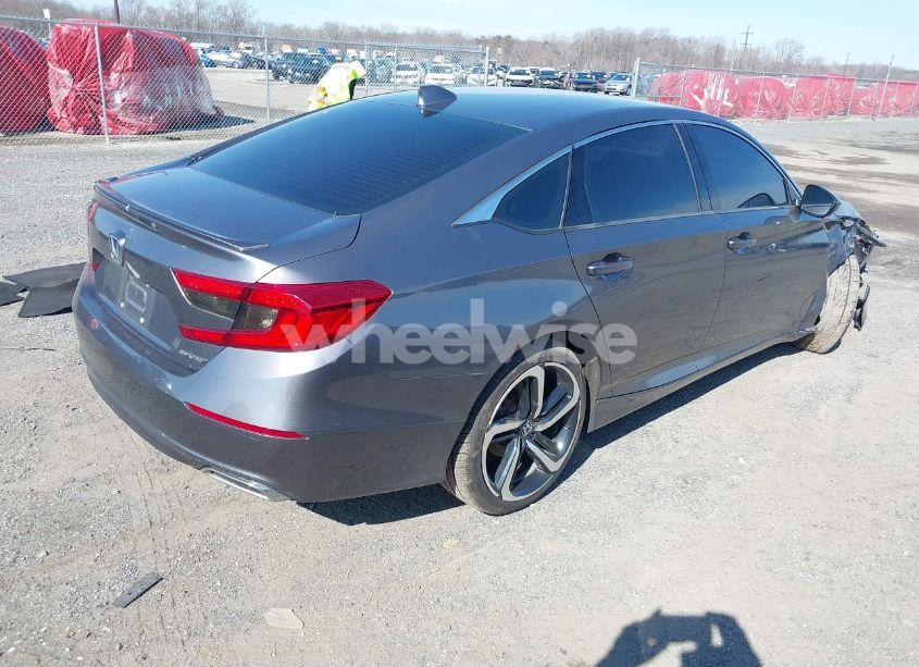 Photo 4 of 2018 Honda Accord SPORT (VIN 1HGCV1F33JA200387)