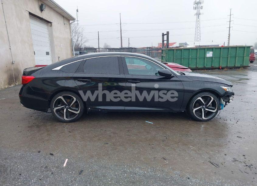 Photo 13 of 2018 Honda Accord SPORT (VIN 1HGCV1F33JA204116)