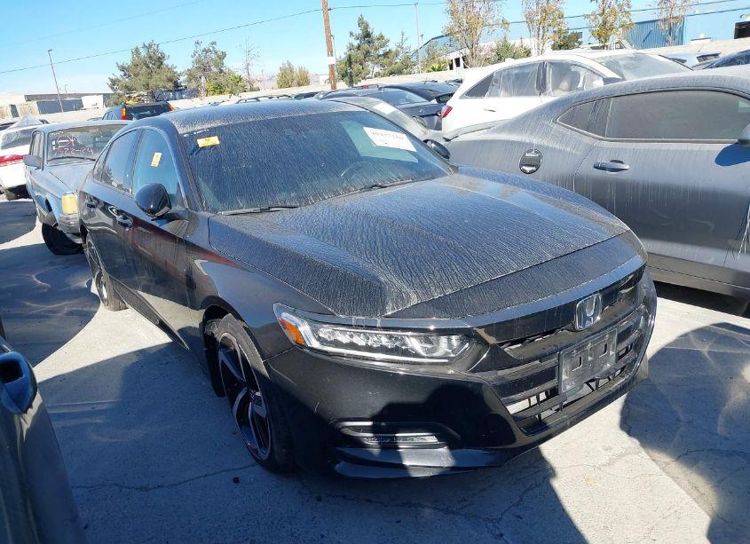 2018 Honda Accord SPORT (VIN 1HGCV1F33JA207470) main photo