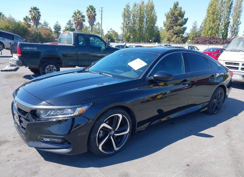 Photo 6 of 2018 Honda Accord SPORT (VIN 1HGCV1F33JA207470)