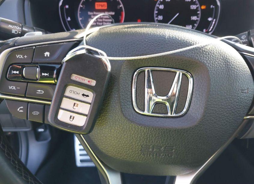 Photo 11 of 2018 Honda Accord SPORT (VIN 1HGCV1F33JA227279)