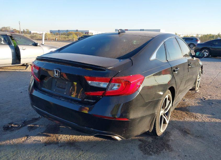 Photo 4 of 2018 Honda Accord SPORT (VIN 1HGCV1F33JA227279)