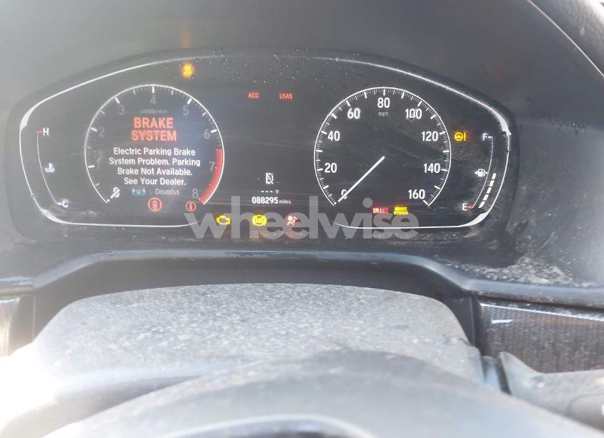 Photo 7 of 2018 Honda Accord SPORT (VIN 1HGCV1F33JA237813)