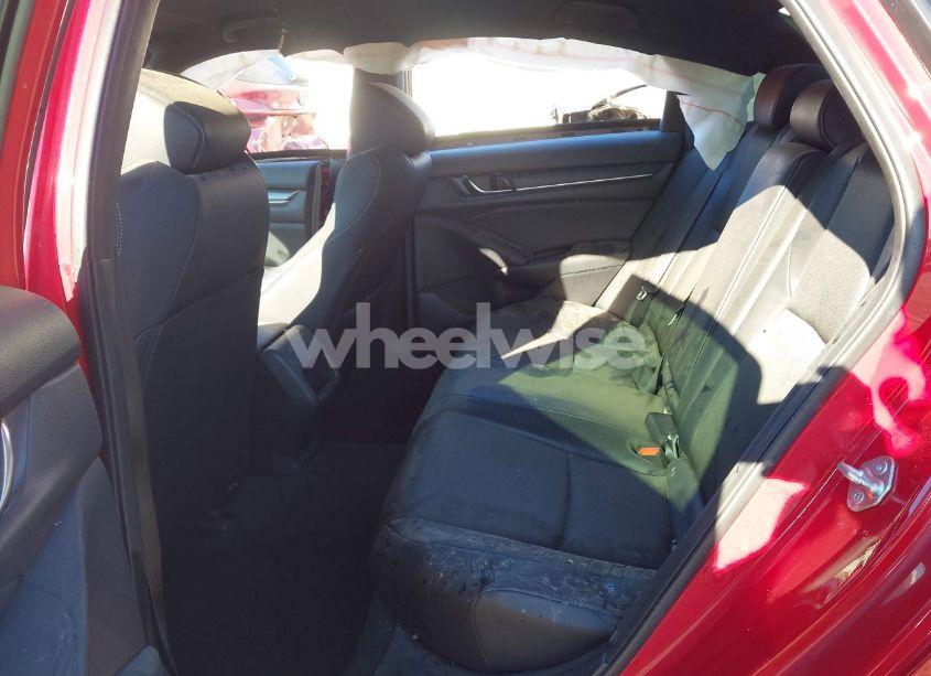 Photo 8 of 2018 Honda Accord SPORT (VIN 1HGCV1F33JA237813)