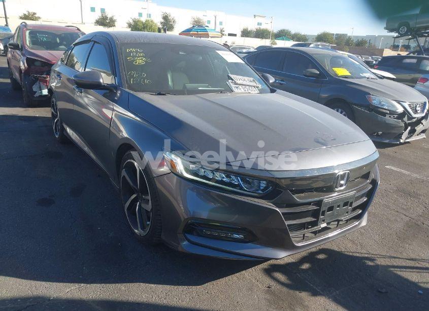 Photo 13 of 2018 Honda Accord SPORT (VIN 1HGCV1F33JA240727)
