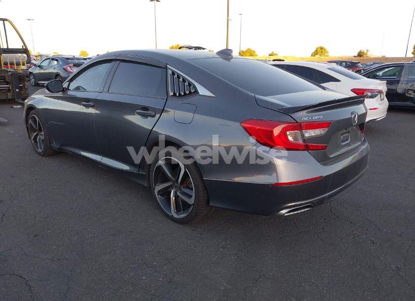 Photo 3 of 2018 Honda Accord SPORT (VIN 1HGCV1F33JA240727)