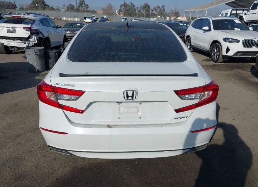 Photo 17 of 2018 Honda Accord SPORT (VIN 1HGCV1F33JA244065)