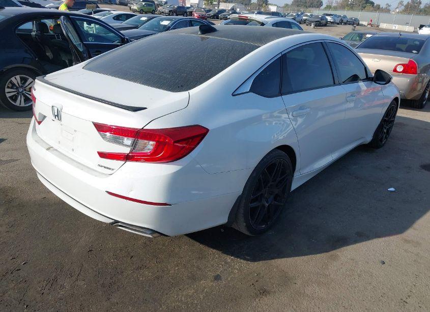 Photo 4 of 2018 Honda Accord SPORT (VIN 1HGCV1F33JA244065)