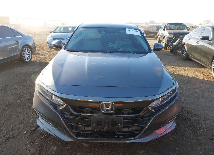 Photo 12 of 2018 Honda Accord SPORT (VIN 1HGCV1F33JA247709)
