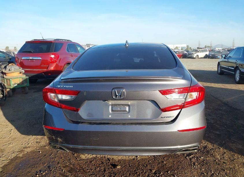 Photo 16 of 2018 Honda Accord SPORT (VIN 1HGCV1F33JA247709)