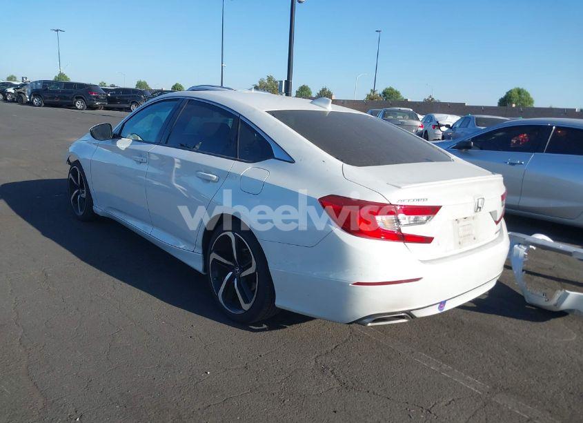 Photo 15 of 2018 Honda Accord SPORT (VIN 1HGCV1F33JA262579)