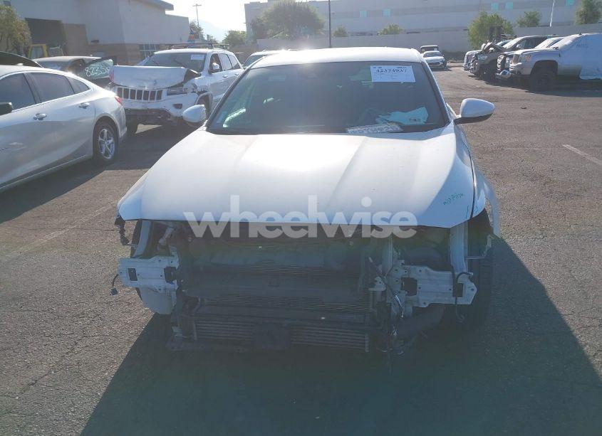 Photo 6 of 2018 Honda Accord SPORT (VIN 1HGCV1F33JA262579)