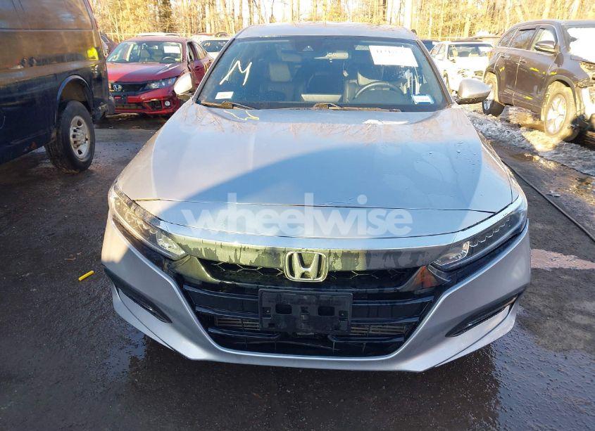 Photo 12 of 2019 Honda Accord SPORT (VIN 1HGCV1F33KA004533)