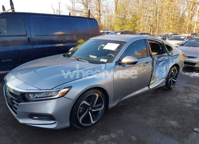 Photo 6 of 2019 Honda Accord SPORT (VIN 1HGCV1F33KA004533)
