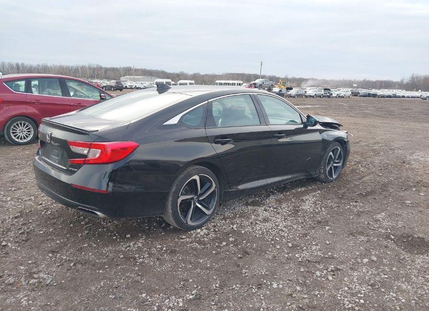 Photo 4 of 2019 Honda Accord SPORT (VIN 1HGCV1F33KA064036)