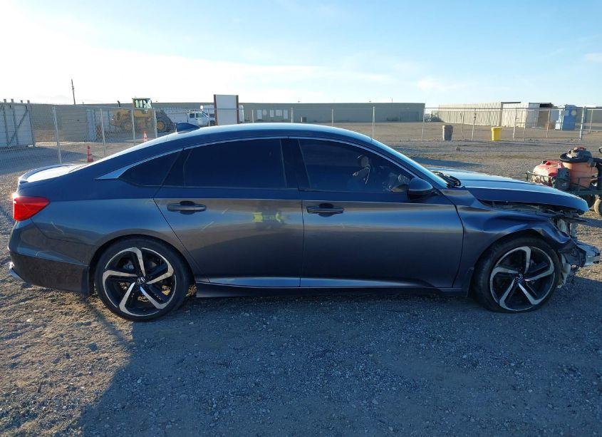 Photo 14 of 2019 Honda Accord SPORT (VIN 1HGCV1F33KA091155)