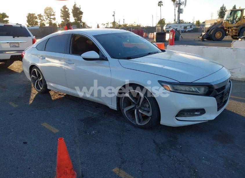 2019 Honda Accord SPORT (VIN 1HGCV1F33KA096808) main photo