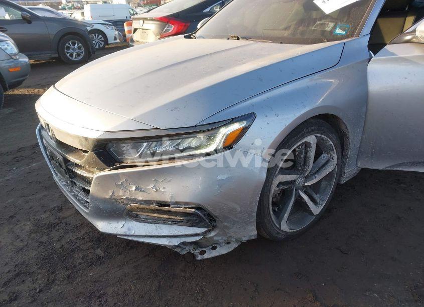 Photo 6 of 2019 Honda Accord SPORT (VIN 1HGCV1F33KA104616)