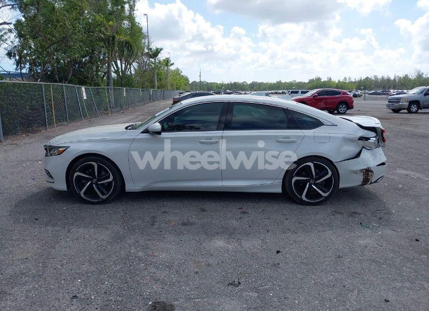 Photo 14 of 2019 Honda Accord SPORT (VIN 1HGCV1F33KA113896)