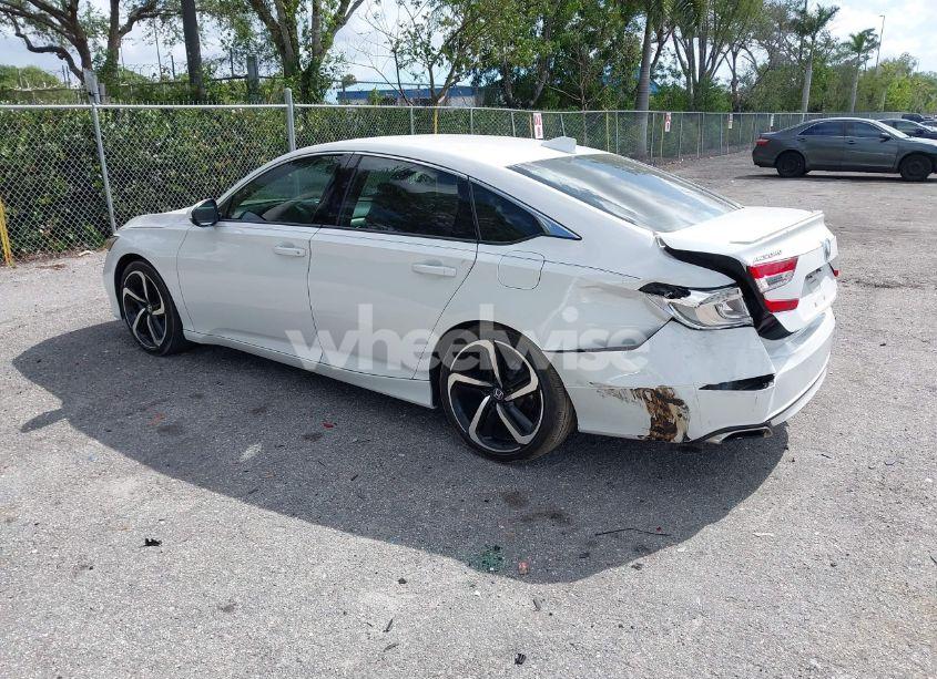 Photo 3 of 2019 Honda Accord SPORT (VIN 1HGCV1F33KA113896)