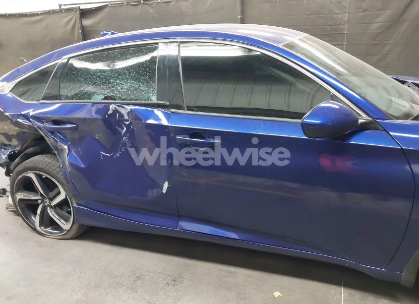 Photo 12 of 2019 Honda Accord SPORT (VIN 1HGCV1F33KA127300)