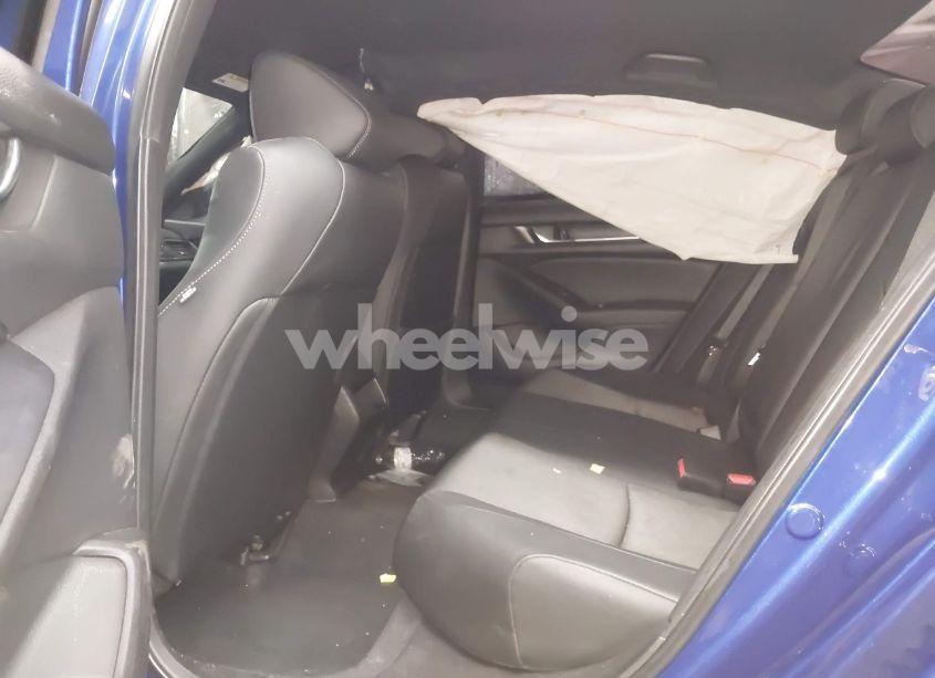 Photo 8 of 2019 Honda Accord SPORT (VIN 1HGCV1F33KA127300)