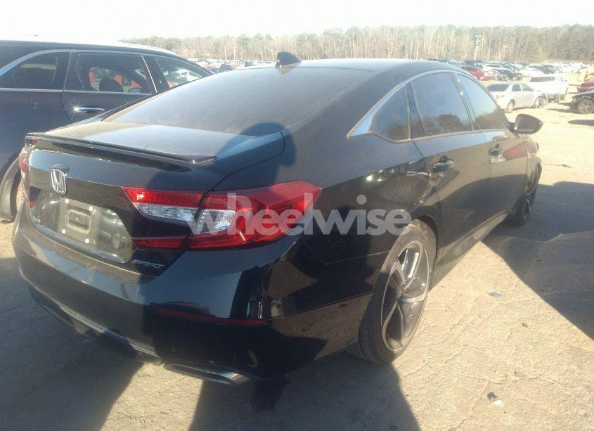 Photo 4 of 2019 Honda Accord SPORT (VIN 1HGCV1F33KA157557)