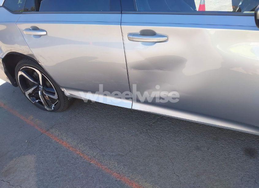 Photo 6 of 2020 Honda Accord SPORT (VIN 1HGCV1F33LA030437)