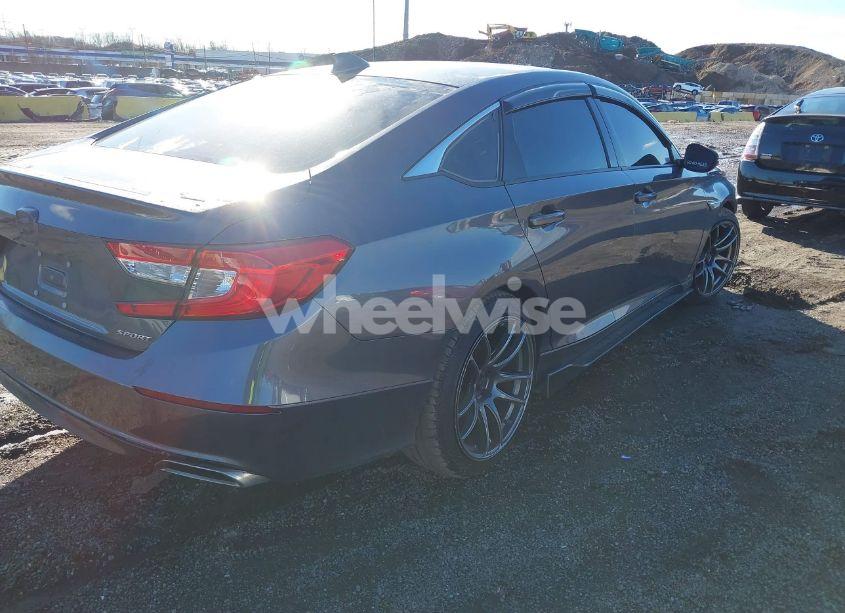 Photo 4 of 2020 Honda Accord SPORT (VIN 1HGCV1F33LA030633)