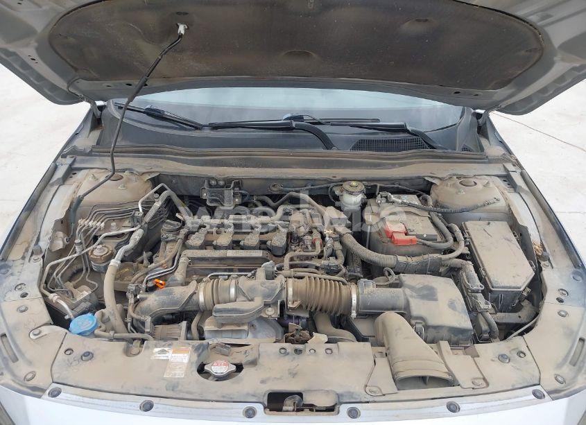 Photo 10 of 2020 Honda Accord SPORT (VIN 1HGCV1F33LA101670)
