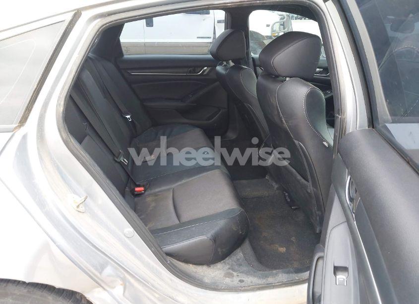 Photo 8 of 2020 Honda Accord SPORT (VIN 1HGCV1F33LA101670)
