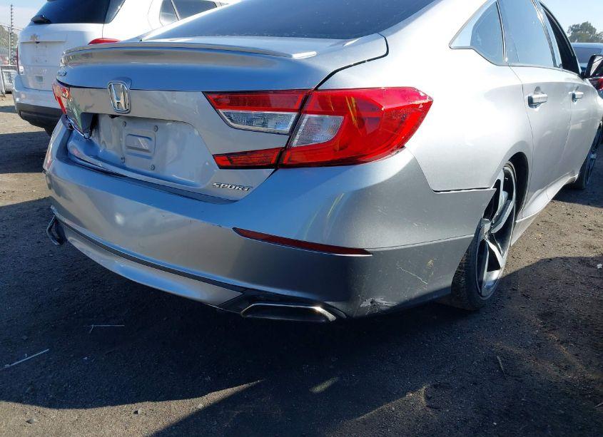 Photo 6 of 2020 Honda Accord SPORT (VIN 1HGCV1F33LA113771)
