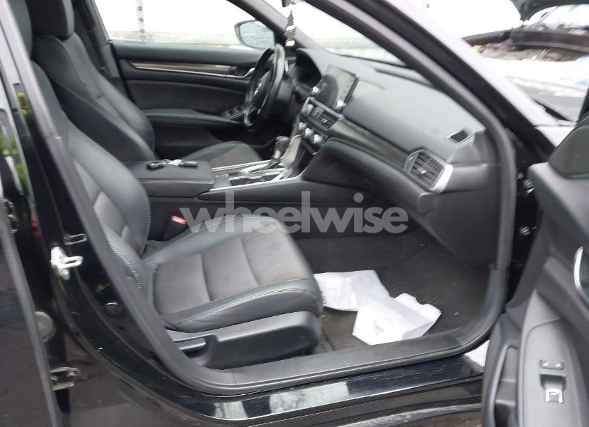 Photo 5 of 2020 Honda Accord SPORT (VIN 1HGCV1F33LA156216)
