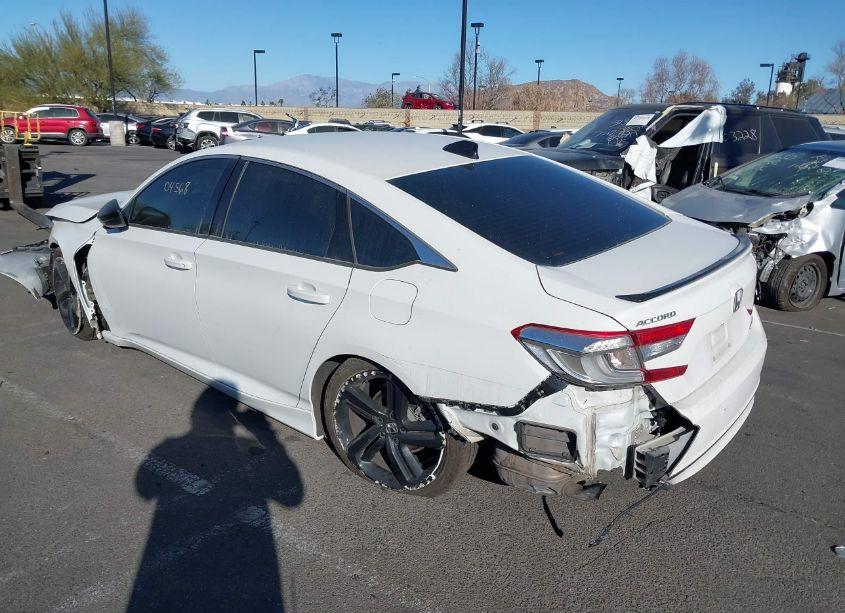 Photo 3 of 2021 Honda Accord SPORT (VIN 1HGCV1F33MA061740)