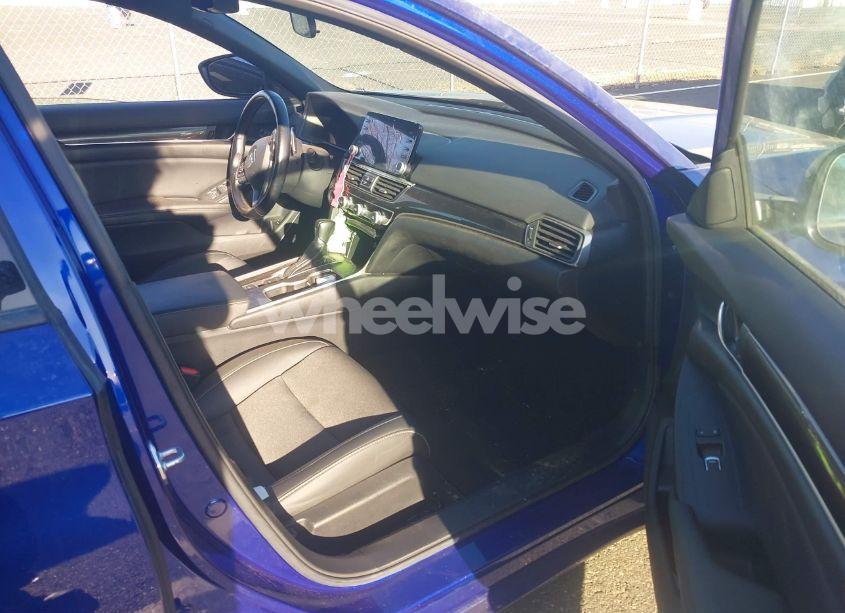 Photo 5 of 2021 Honda Accord SPORT (VIN 1HGCV1F33MA085746)