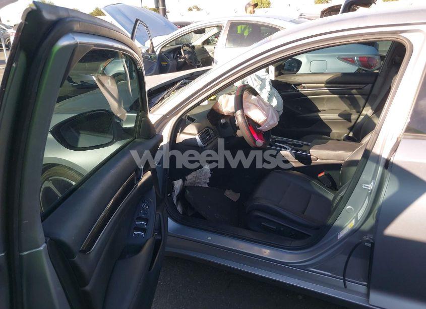 Photo 5 of 2021 Honda Accord SPORT (VIN 1HGCV1F33MA097654)