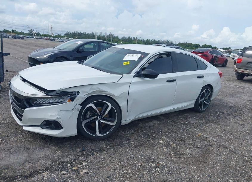 Photo 2 of 2022 Honda Accord SPORT (VIN 1HGCV1F33NA040730)